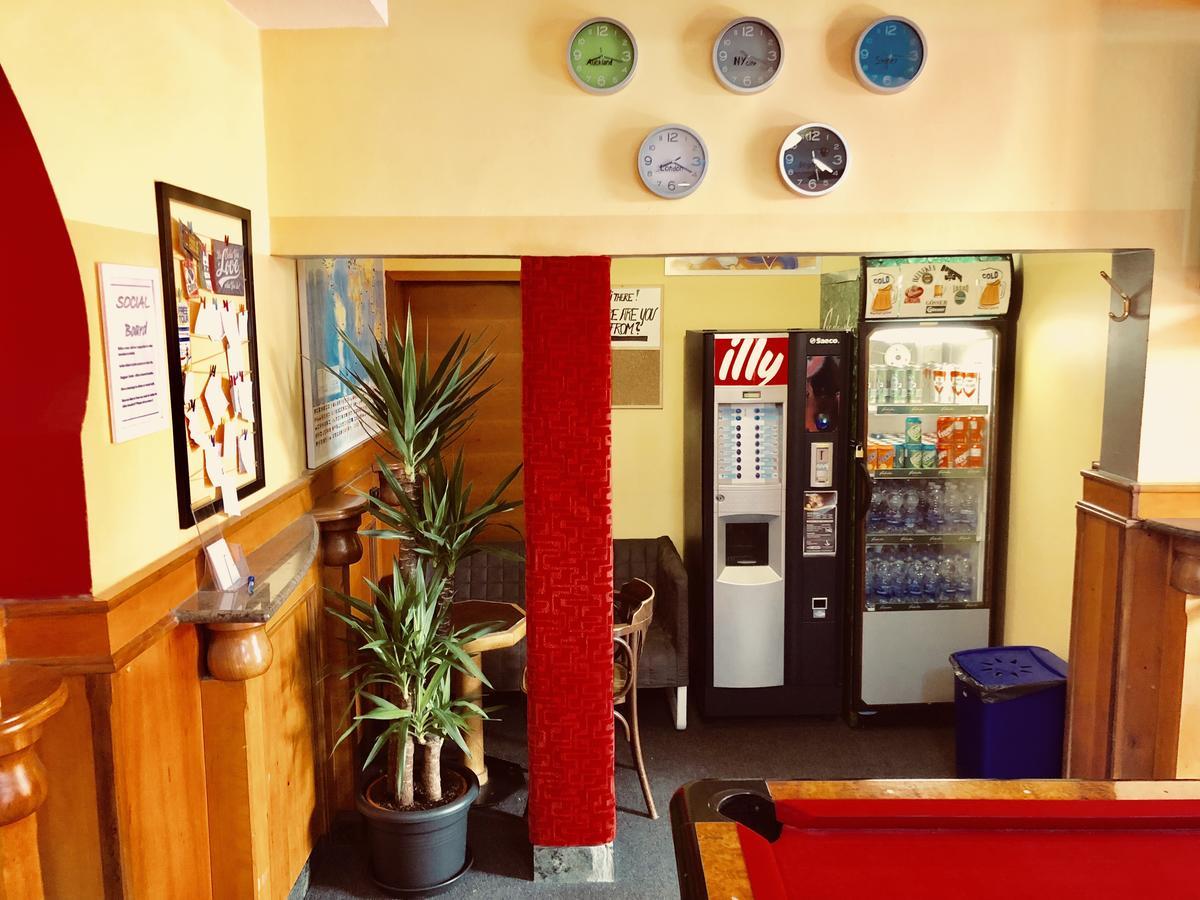 Aladin Hostel Lublana Zewnętrze zdjęcie