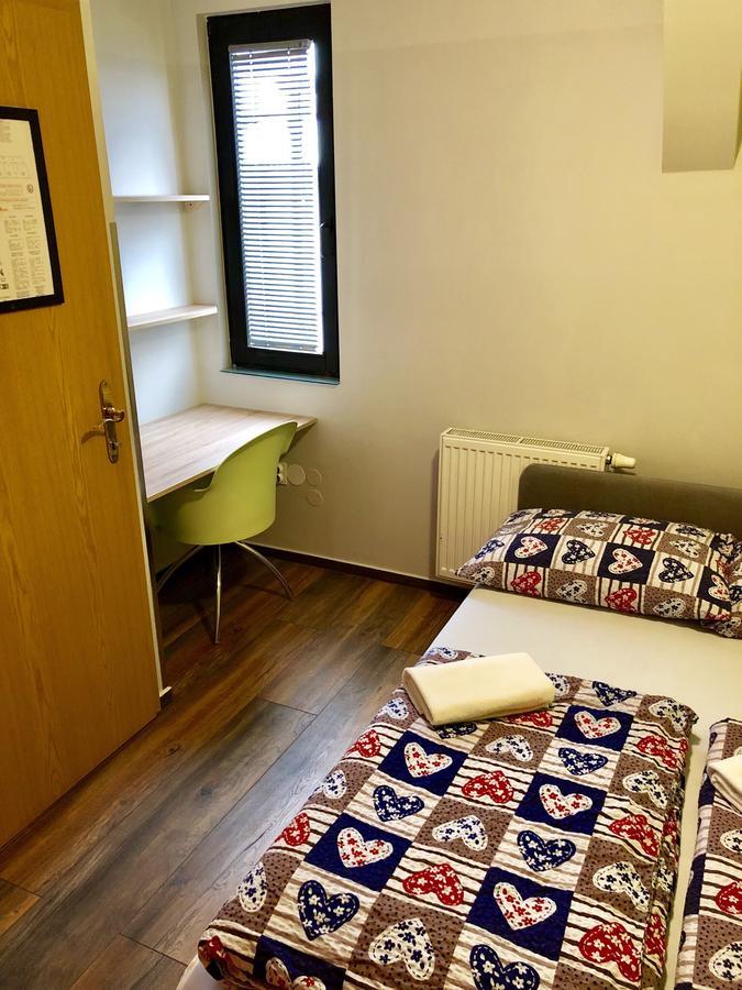 Aladin Hostel Lublana Zewnętrze zdjęcie