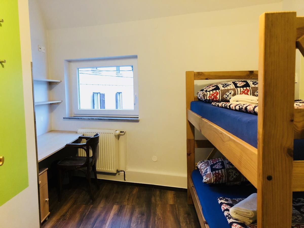 Aladin Hostel Lublana Zewnętrze zdjęcie