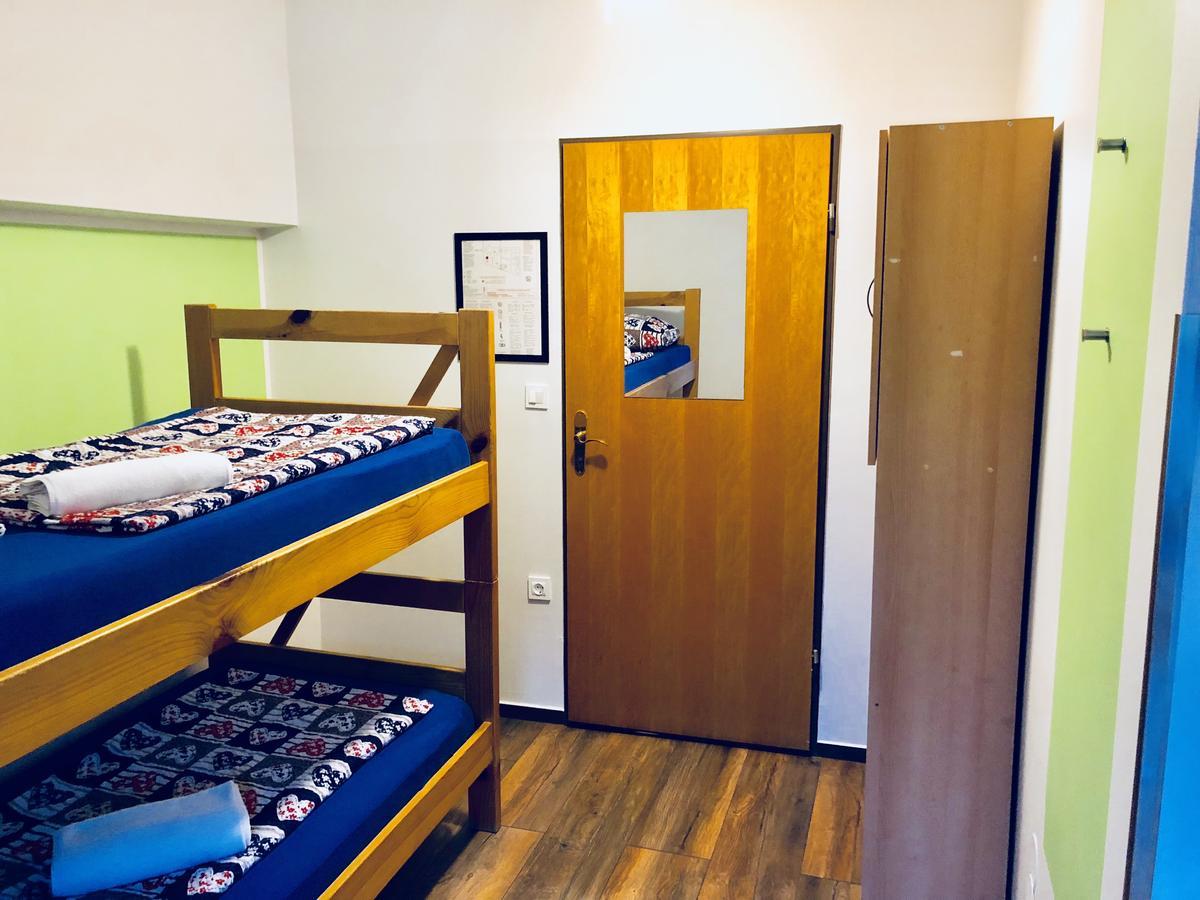Aladin Hostel Lublana Zewnętrze zdjęcie