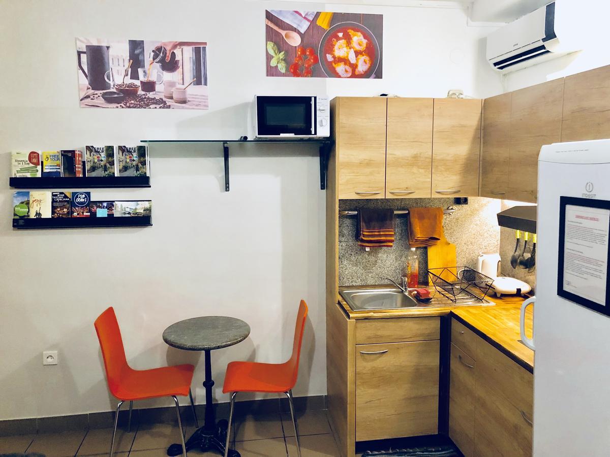 Aladin Hostel Lublana Zewnętrze zdjęcie