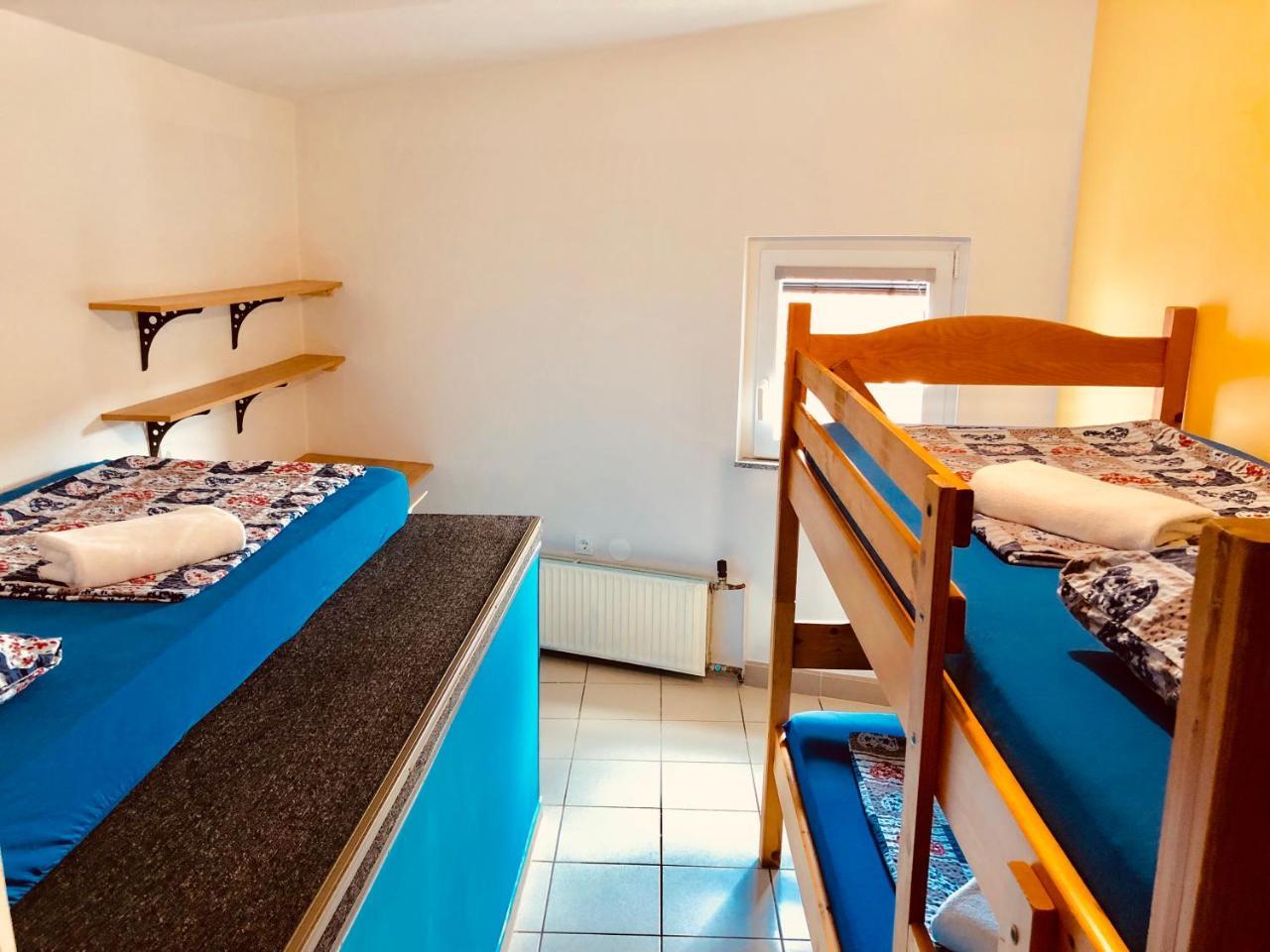 Aladin Hostel Lublana Zewnętrze zdjęcie