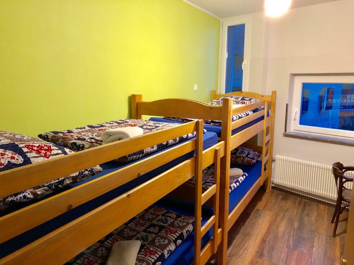Aladin Hostel Lublana Zewnętrze zdjęcie